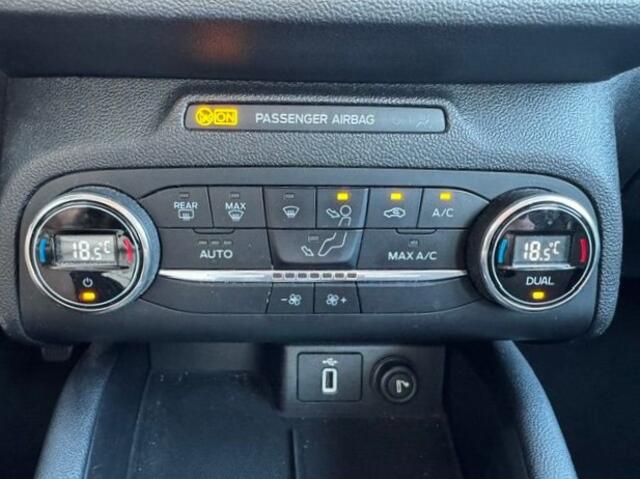 Ford FOCUS Wagon 1.0 EcoBoost Titanium Business Airco/ECC,Cruisecontrol,Navigatie Zeer Nette Auto
