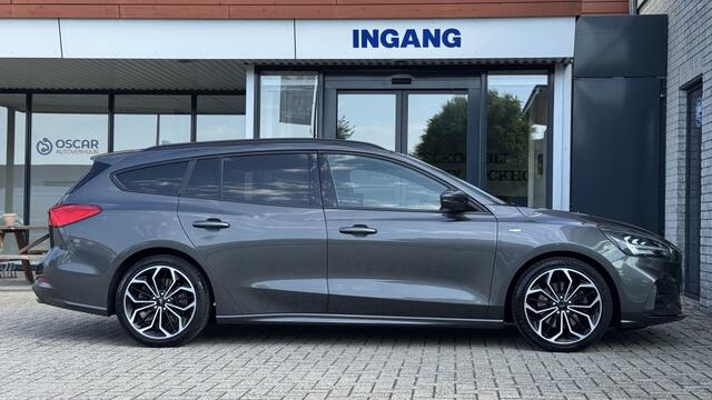 Ford FOCUS Wagon 1.5 EcoB. ST L. Bns
