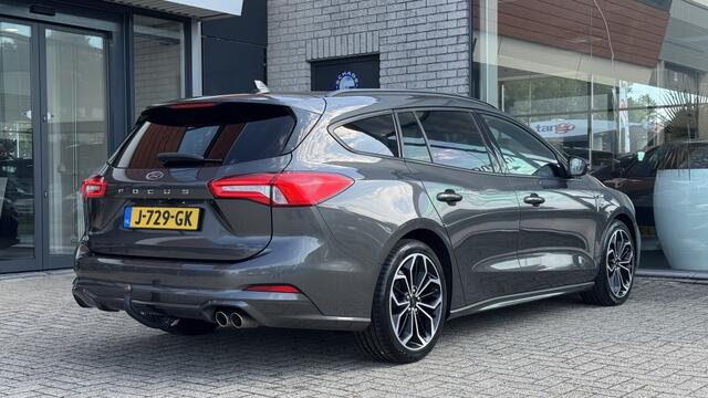 Ford FOCUS Wagon 1.5 EcoB. ST L. Bns