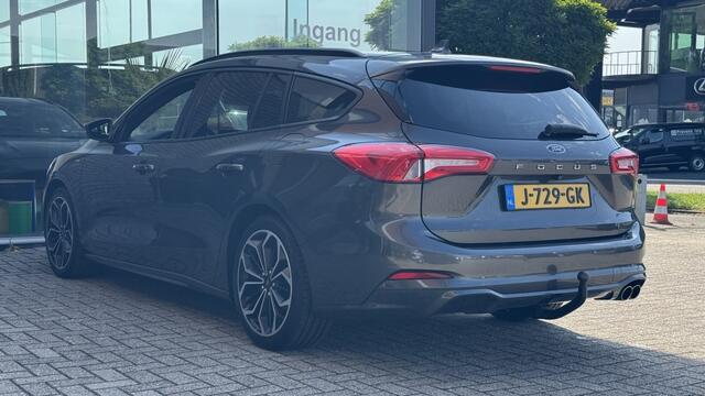 Ford FOCUS Wagon 1.5 EcoB. ST L. Bns