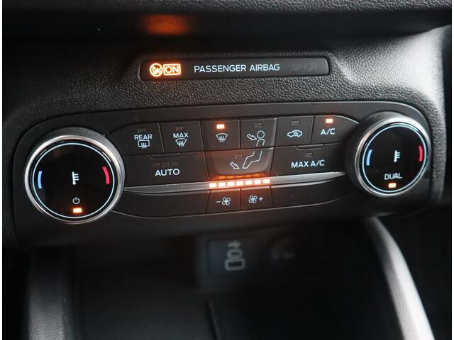Ford FOCUS Wagon 1.0 EcoBoost Hybrid Titanium Style Navi / Camera / Adaptive CC / Trekhaak / Mild-hybride