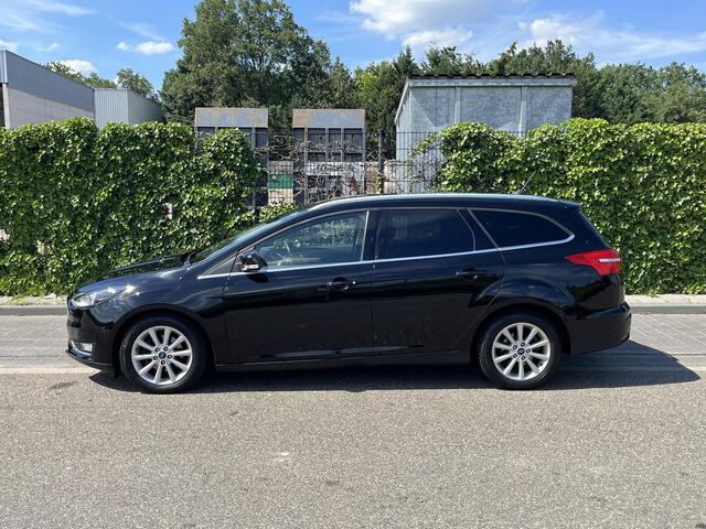 Ford FOCUS Wagon 1.0 Titanium * Carplay * Nieuwe Distr. * Camera * Garantie