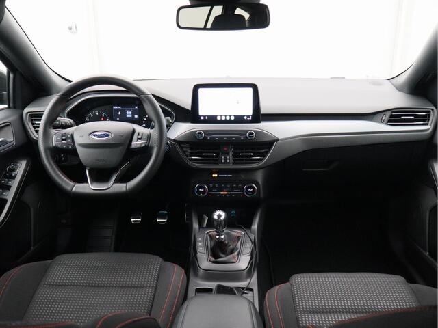 Ford FOCUS Wagon 1.0 EcoBoost Hybrid ST Line Style/ trekhaak!