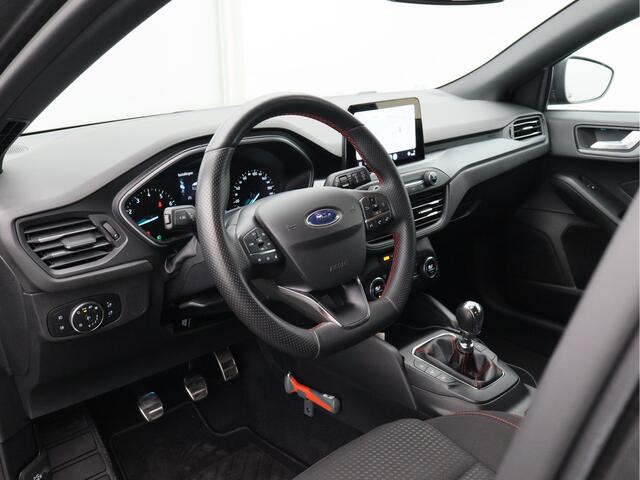 Ford FOCUS Wagon 1.0 EcoBoost Hybrid ST Line Style/ trekhaak!