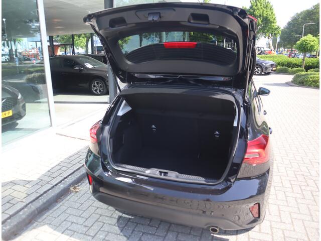 Ford FOCUS 1.0 EcoBoost Hybrid Titanium Carplay / Elekramen / Airco / Pdc /