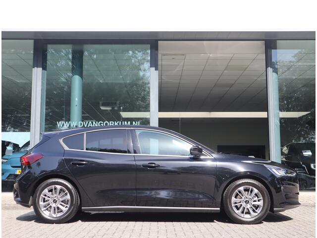 Ford FOCUS 1.0 EcoBoost Hybrid Titanium Carplay / Elekramen / Airco / Pdc /