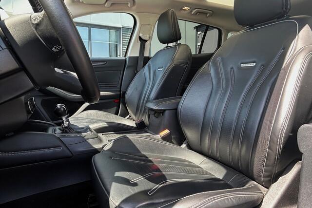Ford FOCUS Wagon 1.0 EcoBoost Vignale FULL OPTIONS!