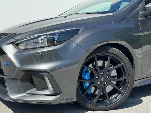 Ford FOCUS 2.3 350PK RS AWD | Recaro Seats | Xenon Verlichting | Winter Pack | Sony Audio | Pano | 100% dealeronderhouden |