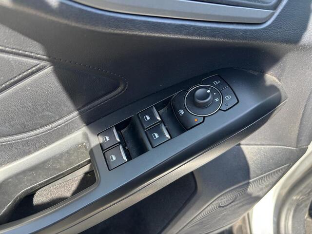Ford FOCUS Wagon 1.0 EcoBoost Hybrid Connected