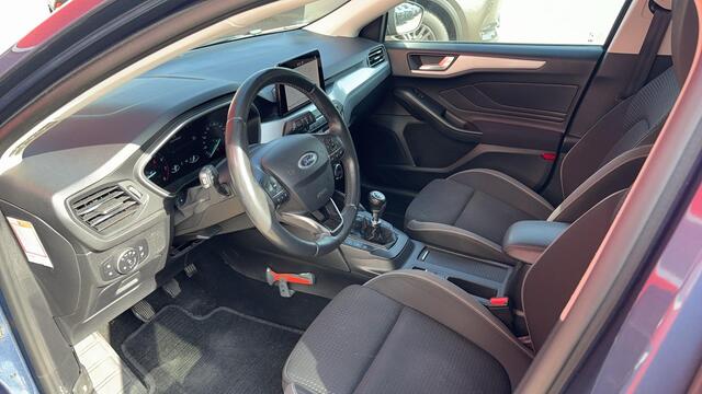Ford FOCUS Wagon 1.0 EcoBoost Trend Edition Business STOELVERW / STUURVERW / CARPLAY / NAVI / AIRCO / PDC / BLUETOOTH / CRUISE / NL-AUTO