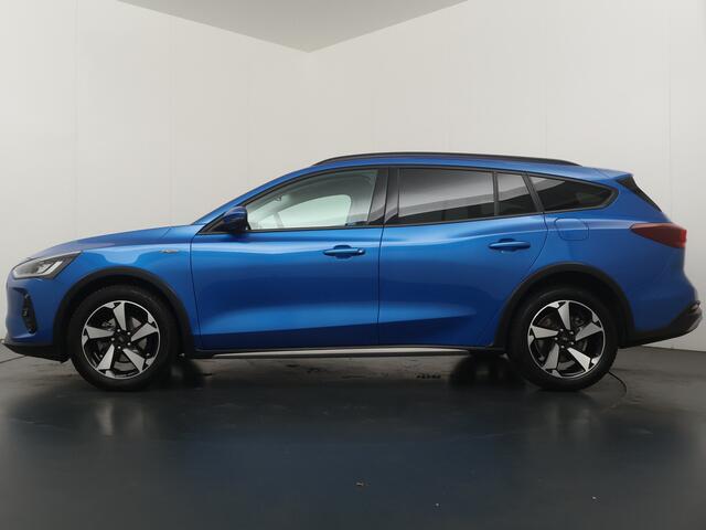 Ford FOCUS Wagon 1.0 EcoBoost Hybrid Active X - Trekhaak - All-Season banden - Camera - AppleCarplay - Android Auto Virena Zekerheidspakket 895 ,- BOVAG Garantie