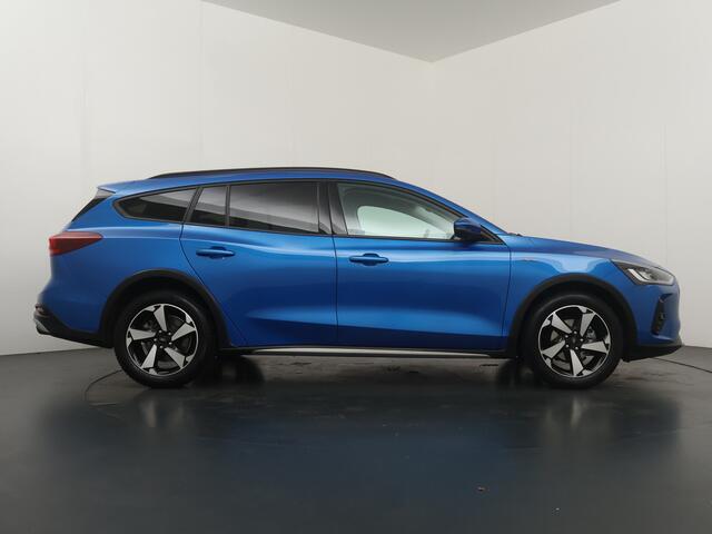 Ford FOCUS Wagon 1.0 EcoBoost Hybrid Active X - Trekhaak - All-Season banden - Camera - AppleCarplay - Android Auto Virena Zekerheidspakket 895 ,- BOVAG Garantie