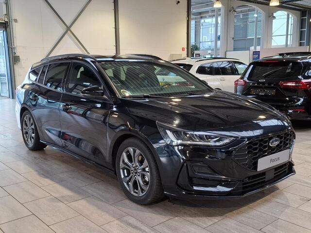 Ford FOCUS Wagon EcoBoost Hybrid 155 pk ST-Line | Winterpack | Cruise control | Camera | Clima | SYNC 4 | All-season banden | Keyless |