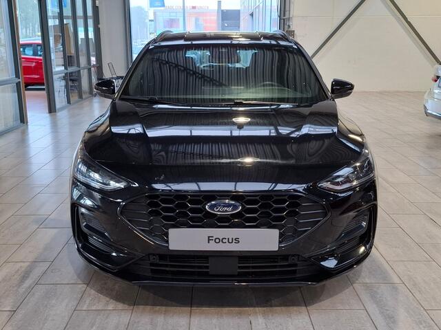 Ford FOCUS Wagon EcoBoost Hybrid 155 pk ST-Line | Winterpack | Cruise control | Camera | Clima | SYNC 4 | All-season banden | Keyless |