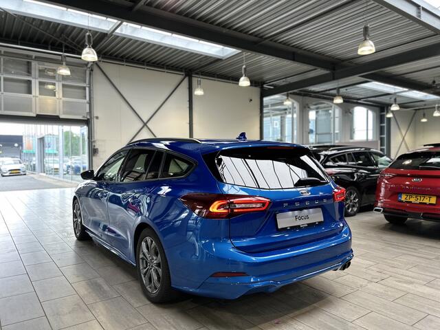 Ford FOCUS Wagon EcoBoost Hybrid 155 pk ST-Line | Winterpack | Cruise control | Camera | Clima | SYNC 4 | All-season banden | Keyless |
