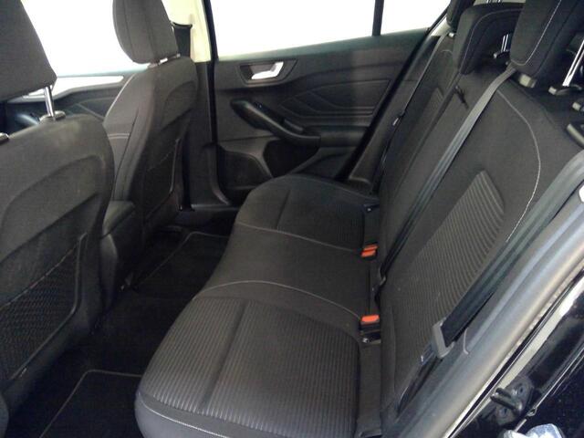 Ford FOCUS 1.0 EcoBoost Hybrid Titanium X Business Uniek! | Origineel Nederlands | NAP met 8131 KM | Winter Pack | Technology Pack | LED Verlichting | Adaptieve Cruise Control | WORDT VERWACHT!