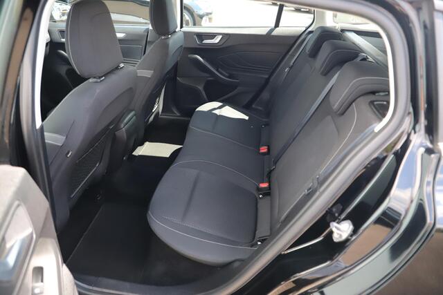 Ford FOCUS Wagon 1.0 EcoBoost Trend Edition Business Trekhaak 16 inch LMV Navigatie Carplay Android Airco Cruise Control bluetooth