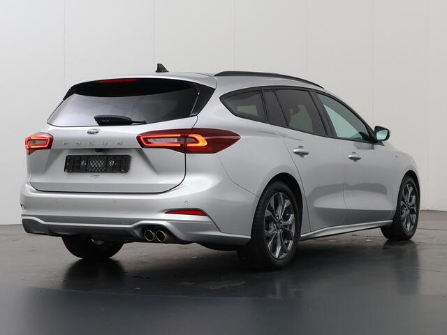 Ford FOCUS 1.0 EcoBoost Hybrid ST Line X | Trekhaak | Panoramadak | Winterpakket | Matrix Led Koplampen | Navigatie |