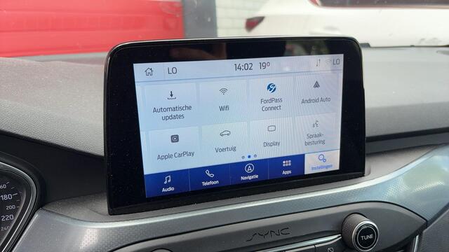 Ford FOCUS Wagon 1.0 EcoBoost Active Business TREKHAAK / KEYLESS / CAMERA / CARPLAY / ACC / STOELVERW / STUURVERW / NL-AUTO