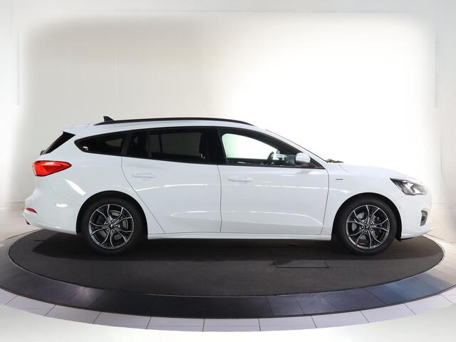 Ford FOCUS Wagon 1.5 EcoBoost ST Line Business | Trekhaak Elektr. | Winterpakket | Parkeercamera | Cruise Control Adaptief | Navigatie |