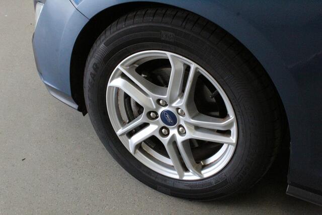 Ford FOCUS 1.0 EcoBoost Hybrid Trend Edition Business | NL-AUTO+N.A.P! | NAVIGATIE | STOEL+STUUR/VERW | PDC | DAB-RADIO |