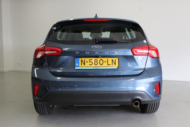 Ford FOCUS 1.0 EcoBoost Hybrid Trend Edition Business | NL-AUTO+N.A.P! | NAVIGATIE | STOEL+STUUR/VERW | PDC | DAB-RADIO |