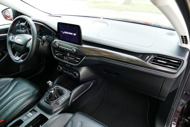 Ford FOCUS Wagon 1.0 125pk Vignale. Panodak, Adap Cruise, B&O, Leer, Stoel&StuurVerw, 18"LMV, Haak 1000kg