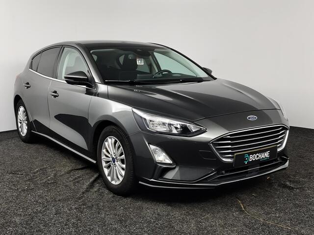 Ford FOCUS 1.0 EcoBoost Titanium Business | Panoramadak | Adaptieve Cruise Control | Navigatie