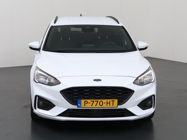 Ford FOCUS Wagon 1.0 EcoBoost Hybrid ST Line Business | Winterpakket | Parkeercamera | Climate Control | Cruise Control | Navigatie |
