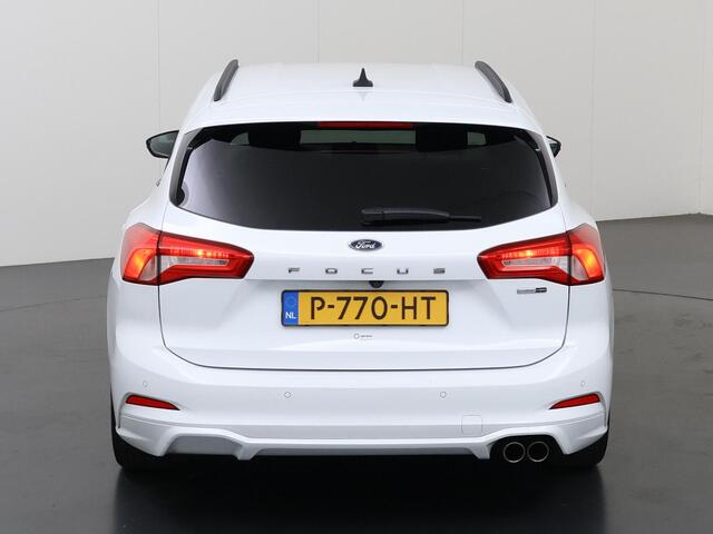 Ford FOCUS Wagon 1.0 EcoBoost Hybrid ST Line Business | Winterpakket | Parkeercamera | Climate Control | Cruise Control | Navigatie |