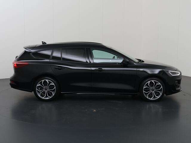 Ford FOCUS Wagon 1.0 EcoBoost Hybrid ST Line X | Winterpakket | Cruise Control Adaptief | Matrix Led | 18" Lichtmetalen Velgen | Elektr. Achterklep | Navigatie |