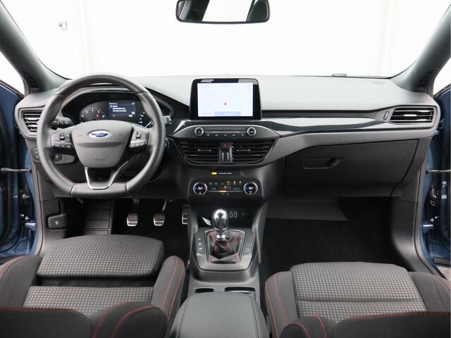 Ford FOCUS 1.0 EcoBoost Hybrid ST Line Business/ zeer mooi!