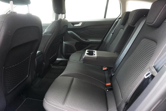 Ford FOCUS Wagon 1.0 EcoB.125PK Titanium X Business/Trekhaak/ Dealeronderhouden.