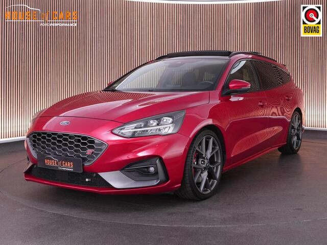 Ford FOCUS Wagon ST-3 AUTOMAAT 2.3 280pk PERFORMANCE PACK |track modus|panoramadak|B&O|Apple Carplay|blind spot|adaptive cruise control|winterpack|parkeercamera|19" LMV|