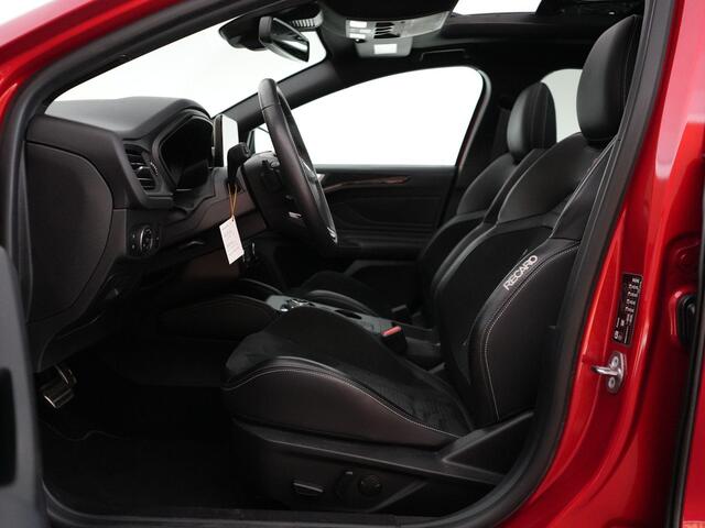 Ford FOCUS Wagon ST-3 AUTOMAAT 2.3 280pk PERFORMANCE PACK |track modus|panoramadak|B&O|Apple Carplay|blind spot|adaptive cruise control|winterpack|parkeercamera|19" LMV|