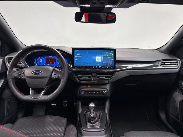 Ford FOCUS Wagon 1.0 EcoBoost Hybrid ST Line X | Panoramadak | Blindspot Detectie | Stoelverwarming |