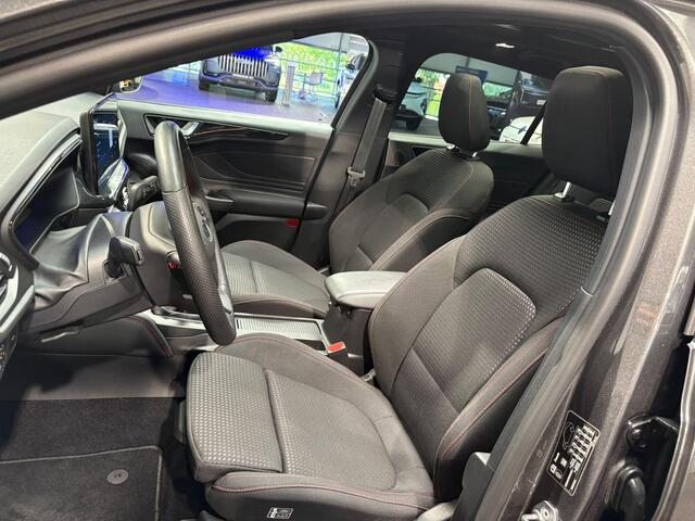 Ford FOCUS Wagon 1.0 EcoBoost Hybrid ST Line X | Panoramadak | Blindspot Detectie | Stoelverwarming |