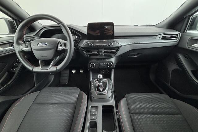 Ford FOCUS 125pk ST Line Full LED Navi Camera Adap Cruise Winter & Parking pack 18" Zwart Dak 5drs Dealeronderhouden