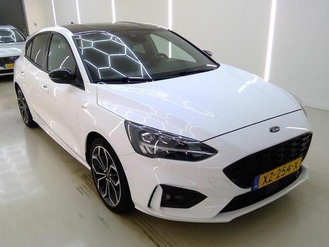 Ford FOCUS 125pk ST Line Full LED Navi Camera Adap Cruise Winter & Parking pack 18" Zwart Dak 5drs Dealeronderhouden