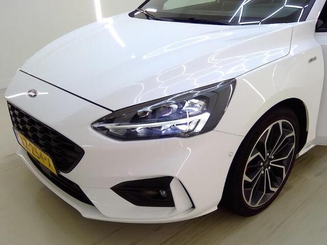 Ford FOCUS 125pk ST Line Full LED Navi Camera Adap Cruise Winter & Parking pack 18" Zwart Dak 5drs Dealeronderhouden