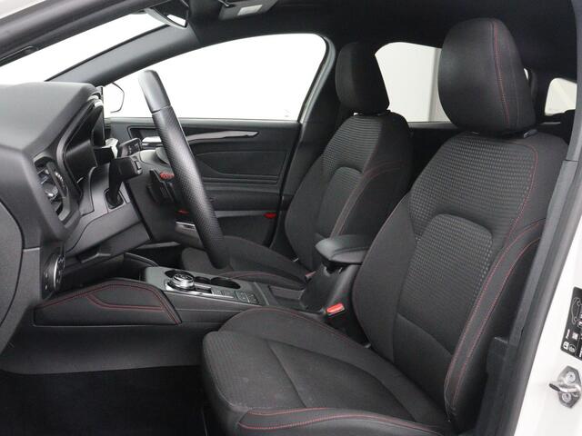 Ford FOCUS Wagon 1.5 EcoBoost ST Line X Business | Virtual | Cruise control | Lane assist | Camera | DAB | Climate control | Elektrische kofferklep | Navigatie | Bluetooth | Carplay