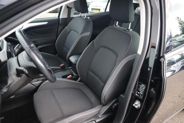 Ford FOCUS Wagon 1.0 EcoBoost Trend Edition Business 101PK Navigatie Carplay Android 16 inch LMV Airco Cruise Control Parkeersensor
