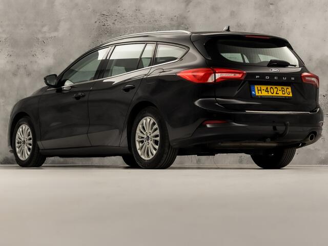 Ford FOCUS Wagon 1.0 EcoBoost Titanium Sport Automaat (APPLE CARPLAY, GROOT NAVI, CLIMATE, TREKHAAK, SPORTSTOELEN, KEYLESS, LED KOPLAMPEN, LM VELGEN, LANE ASSIST, NIEUWSTAAT)