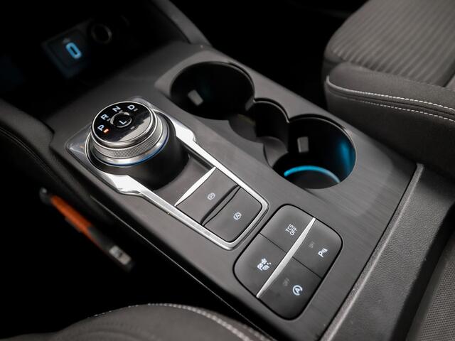 Ford FOCUS Wagon 1.0 EcoBoost Titanium Sport Automaat (APPLE CARPLAY, GROOT NAVI, CLIMATE, TREKHAAK, SPORTSTOELEN, KEYLESS, LED KOPLAMPEN, LM VELGEN, LANE ASSIST, NIEUWSTAAT)