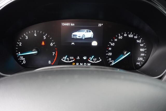 Ford FOCUS 1.0 EcoBoost Titanium Business - ST LINE - AUTOMAAT - CARPLAY - CAMERA - CLIMA -