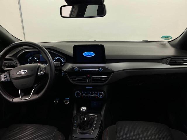 Ford FOCUS Wagon 1.0 EcoBoost Hybrid ST Line Style | 71.000 KM | Winter Pack | Achteruitrijcamera | Adaptieve Cruise Control