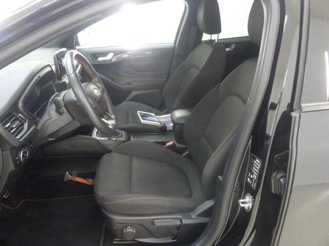 Ford FOCUS 1.0 EcoBoost Hybrid ST Line X B&O Navi Trekhaak Winter pack Elek. Klep Wagon Dealeronderhouden