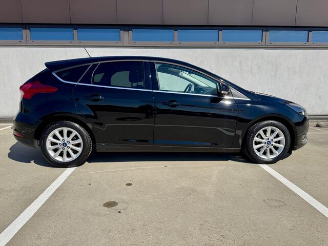 Ford FOCUS 1.0 Titanium