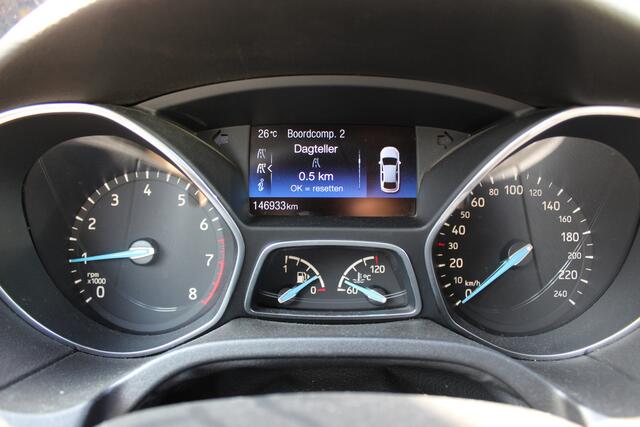 Ford FOCUS Station 1.5-16V "ST-Line'' Clima - Cruise - Carplay !! 150 Pk
