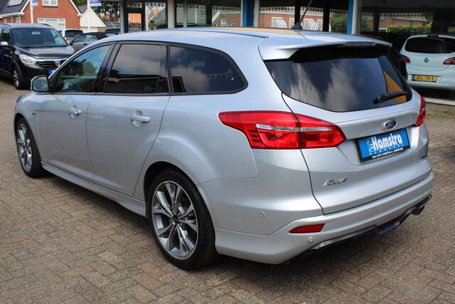 Ford FOCUS Station 1.5-16V "ST-Line'' Clima - Cruise - Carplay !! 150 Pk